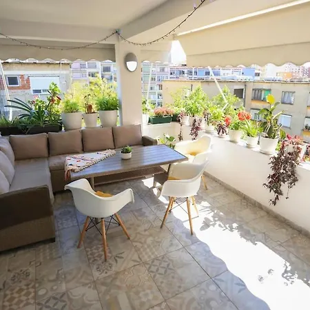 Colorful Oasis With Sunny Balcony Apartment Tirana